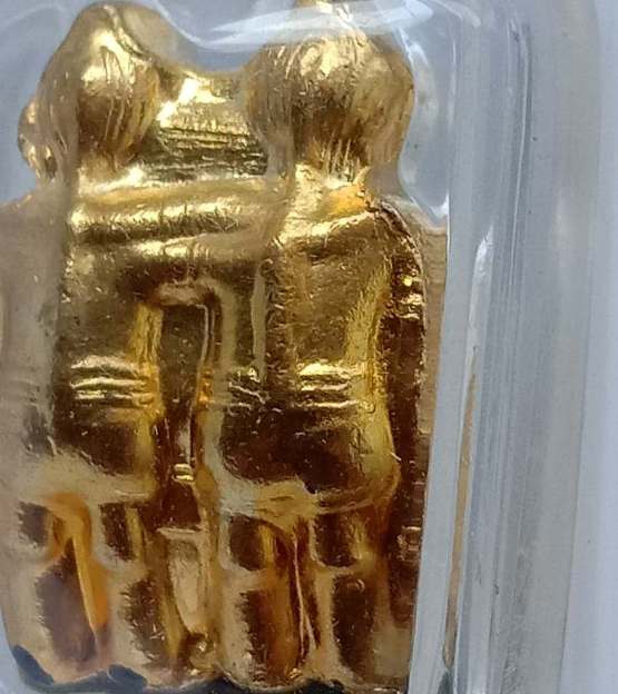 กัณหา-ชาลี หลวงปู่หลิว วัดไร่แตงทอง จ.นครปฐม ปี2536 เนื้อทองแดงกะไหล่ทอง พิมพ์กำไลตรง เลี่ยมกันน้ำพร