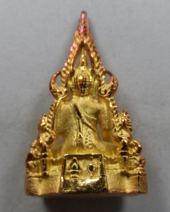 รูปหล่อพระพุทธชินราช (2)