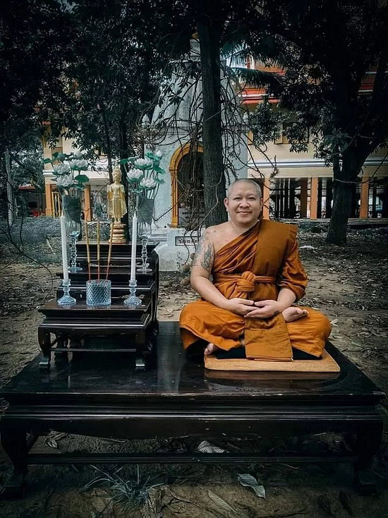 กริ่งพระมงคลอุดมลาภ รุ่น1 หลวงพี่เลี้ยง วัดจอมเกษ จ.อยุธยา มีจารด้านล่าง