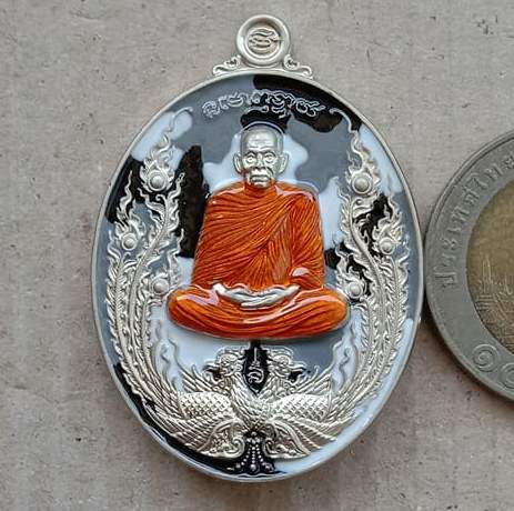 เหรียญวางศิลาฤกษ์ หลวงพ่อพัฒน์ ปุญญกาโม วัดห้วยด้วน นครสวรรค์ ปี2563 เนื้ออัลปาก้าลงยา เลข50+กล่อง