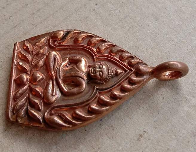 เหรียญหล่อเจ้าสัวบูรพา หลวงพ่อสาคร มนุญฺโญ วัดหนองกรับ จ.ระยอง ปี2552 เนื้อทองแดง หมายเลข1045+กล่อง