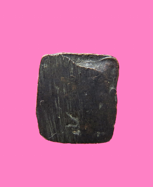 รูปหล่อ นางกวัก เนื้อทองผสม เก่าไม่ทราบวัด