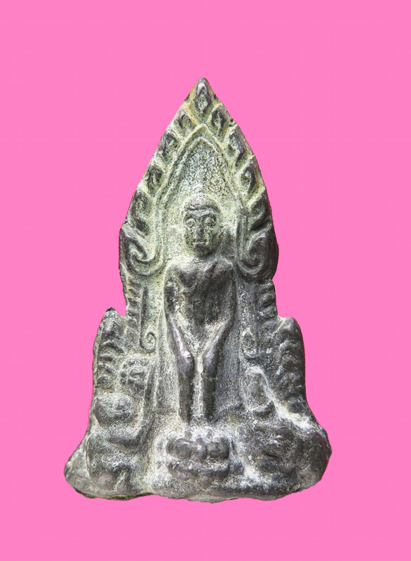 พระปางป่าเลไรย์ เนื้อชิน วัดไก่จ้น หลวงปู่ลำภูเสก ปี 16