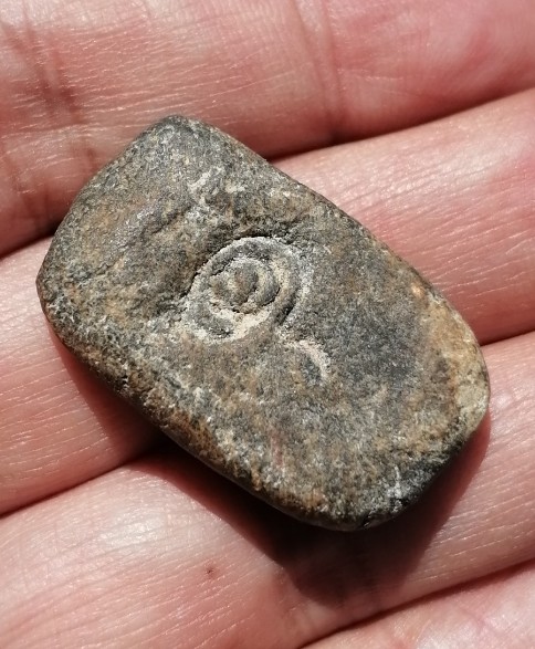 พระเนื้อว่านไม่ทราบที่ เคาะเดียว    