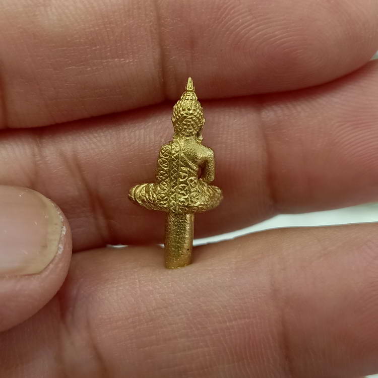 2 องค์ รูปหล่อหลวงพ่อรัตนชัยมงคล รุ่นสร้างมณฑป วัดทะเลบก จ.นครปฐม เนื้อกะไหล่ทอง