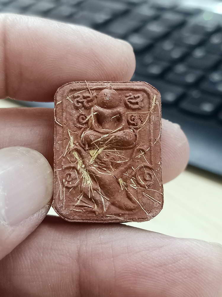 4-580 พระผงเจ้าสัว 5 แผ่นดิน หลวงพ่อพัฒน์ วัดห้วยด้วน จ.นครสวรรค์ หมายเลข 47 กล่องเดิม