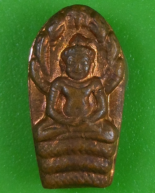 ปรกใบมะขามหลวงปู่หลวง วัดคีรีสุบรรพต ลำปาง .4.