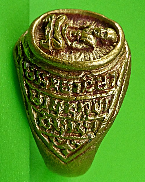 แหวนรุ่นแรกหลวงปู่คำบุ วัดกุดชมพู อุบลราชธานี .53.