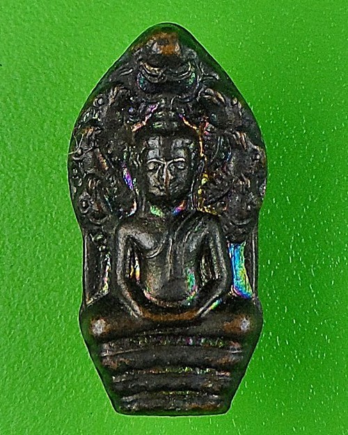 พระปรกใบมะขามหลวงปู่หงษ์ วัดเพชรบุรี สุรินทร์ .290.