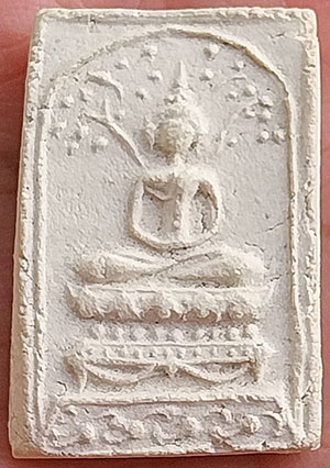 *พิมพ์ปรกโพธิ์ เนื้อผง วัดชนะสงคราม กทม. ปี๒๔๙๑*