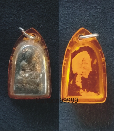  พระผงรูปเหมือน ครูบาจันทร์แก้ว วัดวัวลาย (วัดศรีสว่าง) เชียงใหม่ครับผม ปี ๑๘ ครับ สวย สมบูรณ์ครับผม