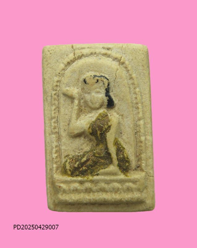 นางกวักหลวงพ่อกวยลงสีเนื้อผง