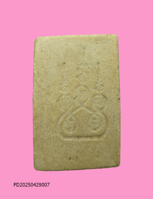 นางกวักหลวงพ่อกวยลงสีเนื้อผง