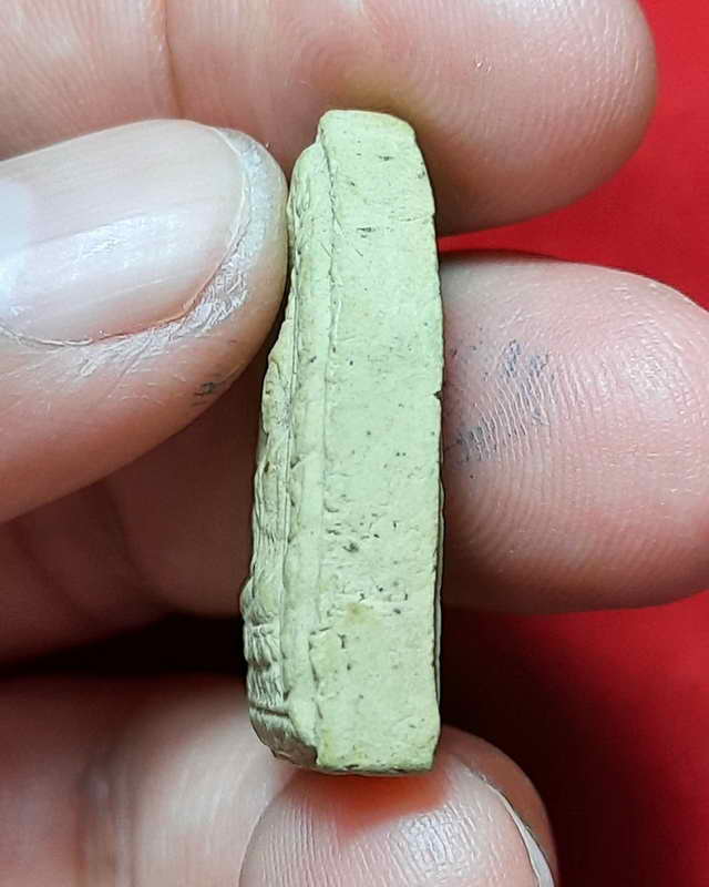 พระพุทธปางประธานพร หลวงพ่อดัด วัดท่าโบสถ์ รุ่นกุฏิระเบิด 