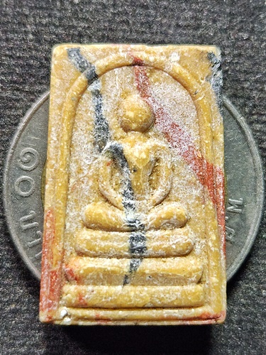 วัดไผ่โรงวัว สุพรรณบุรี พระสมเด็จสายรุ้ง หลวงพ่อขอม ยันต์ห้า  ปี 2505