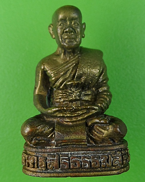 รูปหล่อหลวงพ่อสี วัดไผ่เงินโชตนาราม กทม .584.