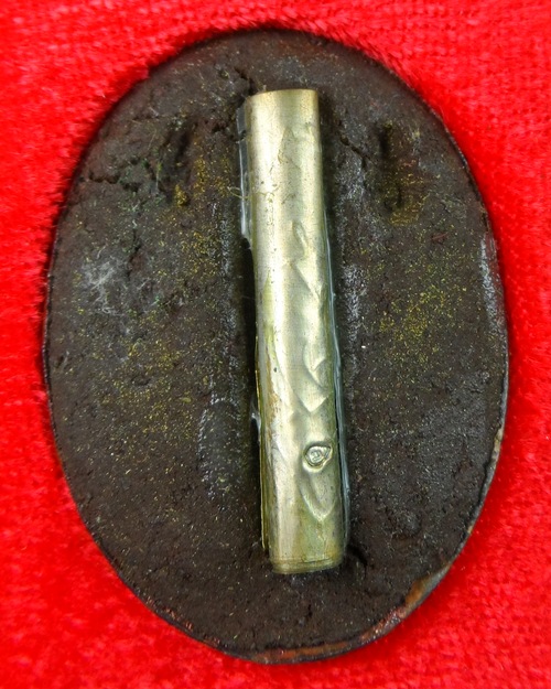 ล็อกเก็ตรุ่นแรกหลวงพ่อสาคร วัดหนองกรับ ระยอง .724.