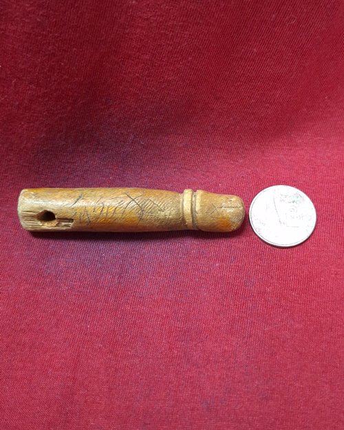 ปลักขิกไม้แกะเก่า หัว2ขยัก มีจารยันต์ ขนาด2.5นิ้ว (ไม่ทราบที่)