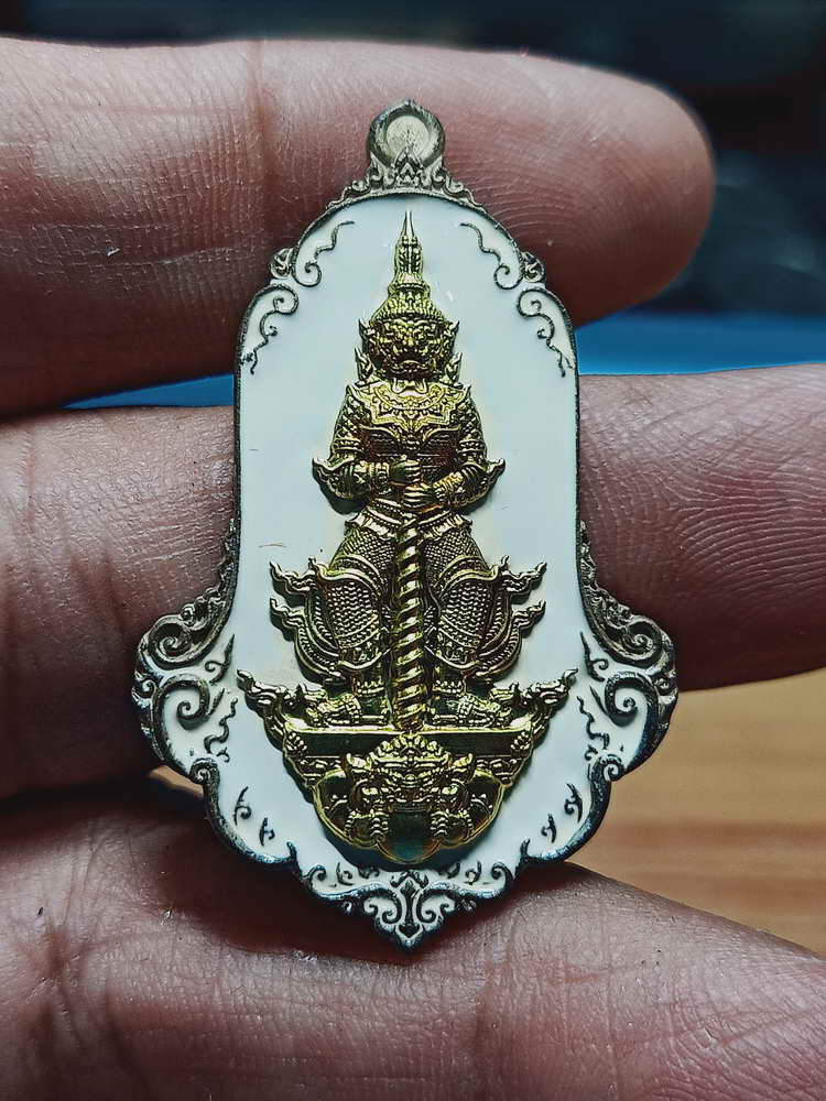 4-202 เหรียญท้าวเวสสุวรรณ หลวงปู่แสวง วัดลาดปลาดุก จ.นนทบุรี 2563 ชท.ลย เลข 3 กล่องเดิม