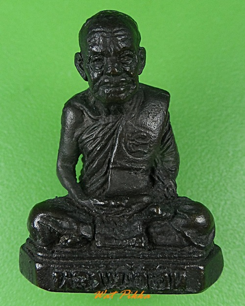 รูปหล่อหลวงพ่อโอน วัดโคกเดื่อ จ.นครสวรรค์ .958.