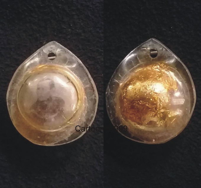 ลูกอมล็อกเก็ตหลวงปู่มั่น ทัตโต วัดโนนเจริญ อุบลราชธานีครับ ยุคแรก สร้างน้อย หายากมากครับ