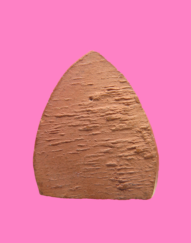 พระหลวงพ่อโต เนื้อดิน หลวงตาจวน วัดไก่เตี้ย สุพรรณบุรี 