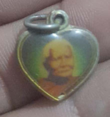 ล็อกเก็ต หลวงปู่แหวน วัดดอยแม่ปั๋ง  ปี21