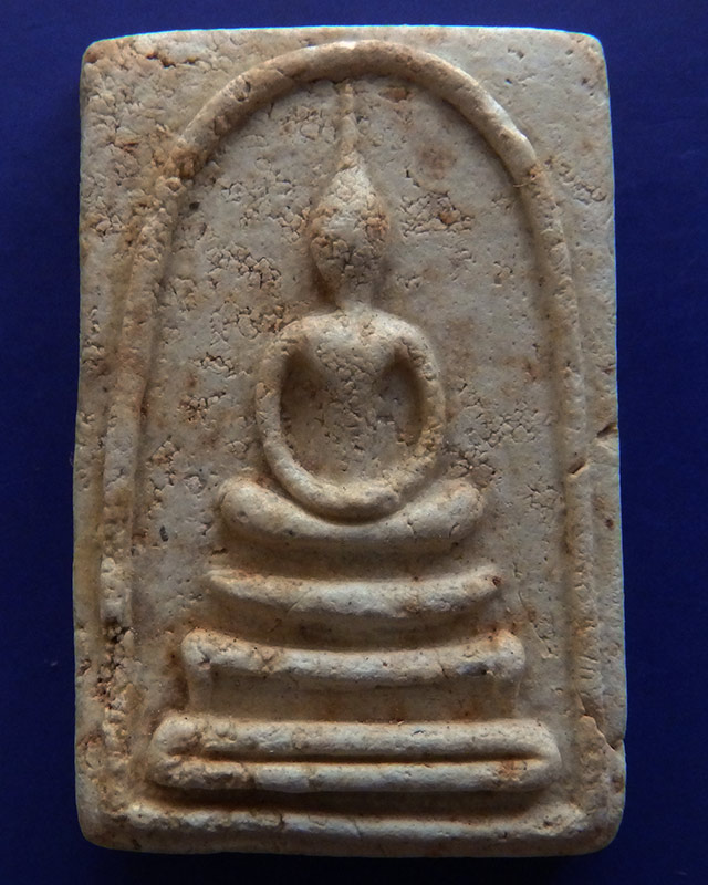 1.สมเด็จหลังสิงห์ หลวงปู่บัว วัดบางเป้ง ชลบุรี ผสมผงเก่าบางขุนพรหม