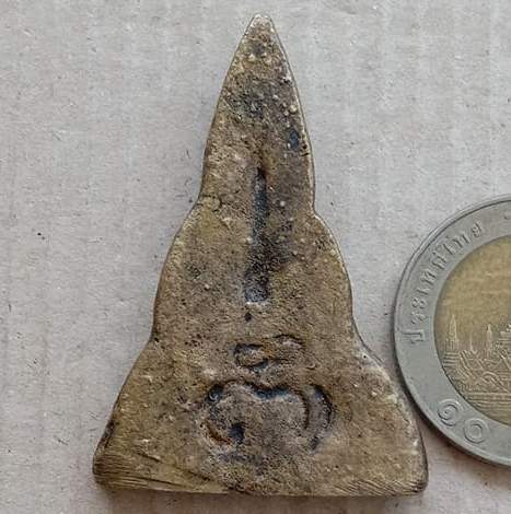 หลวงพ่อโต วัดบางพลีใหญ่ใน จ.สมุทรปราการ ปี2523 หลังยันต์