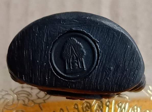 พระกริ่งมงคลบพิตร ญสส. ที่ระลึกครบรอบ 90 ปี โรงเรียนอยุธยาวิทยาลัย จ.พระนครศรีอยุธยา ปี2538+กล่อง