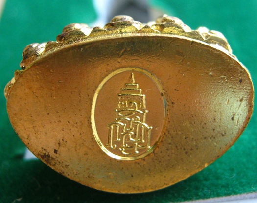 พระกริ่งรุ่นทรงประทาน ปี56เลข1167 อธิฐานจิตเดี่ยวโดยหลวงปู่บัว ถามโก เนื้อทองระฆังสร้าง1999องค์+กล่อ