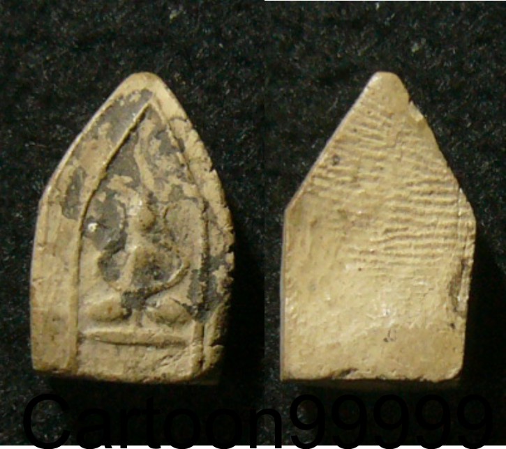 พระพุทธ พิมพ์ห้าเหลี่ยมเล็ก หลวงพ่อทาบ วัดกระบกขึ้นผึ้ง ระยองครับ เป็นอีกพิมพ์ที่หายากครับผม