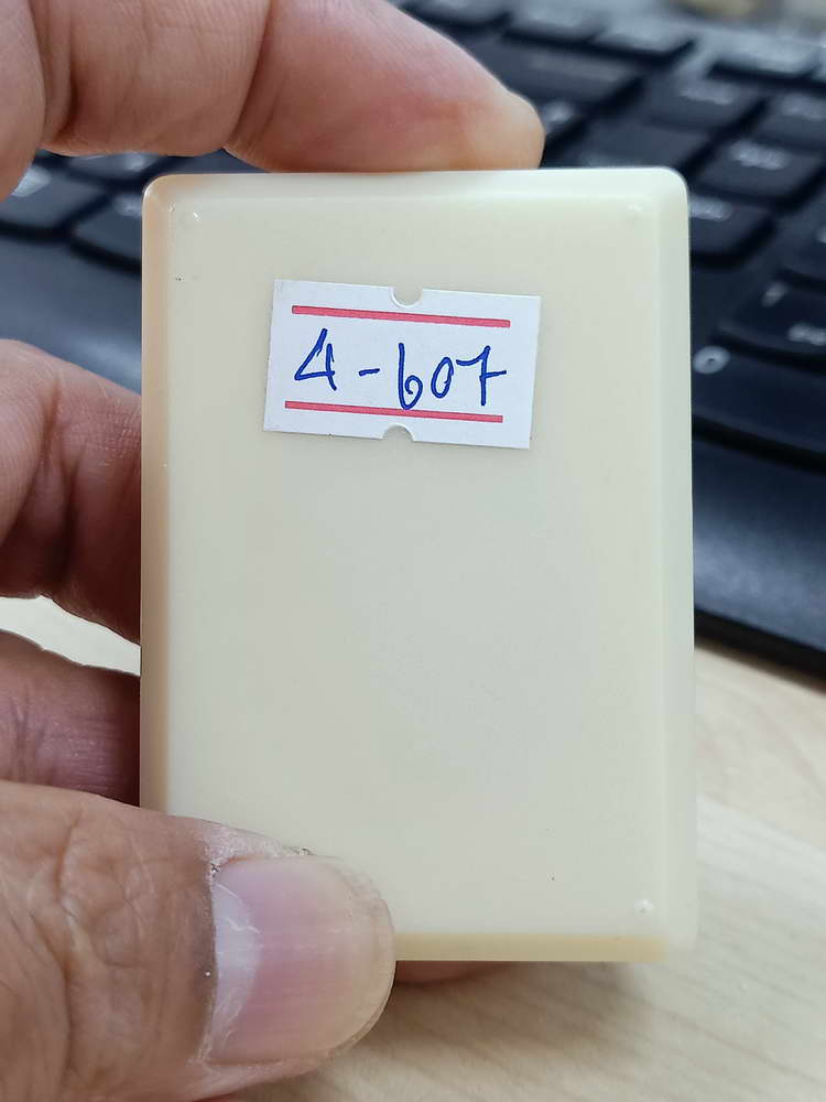 4-607 เหรียญพระพิฆเนศปางเสวยสุข รุ่นเหนือดวง วัดปุดเนียม จ.ศรีสะเกษ 2568 กล่องเดิม ลป.ศิลา/ลพ.ชำนาญ