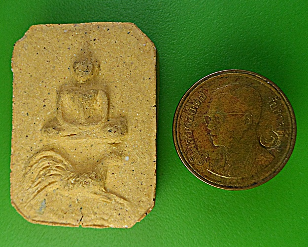 พระผงหลวงพ่อชำนาญ วัดบางกุฎีทอง ปทุมธานี .1876.