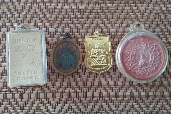 หลวงพ่อพระใส ,หลวงพ่อคูณ, จตุคาม, พระครูวจีสุนทร เคาะเดียว