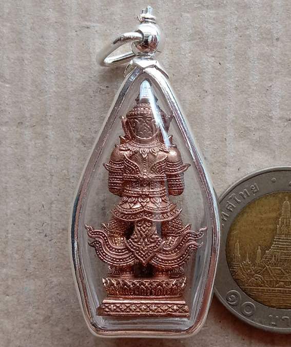 ท้าวเวสสุวรรณเทวานฤมิตร หลวงพ่อพัฒน์ วัดห้วยด้วน นครสวรรค์ ปี63 เลข1930 เลี่ยมไมครอนเงินผ่าหวาย+กล่อ