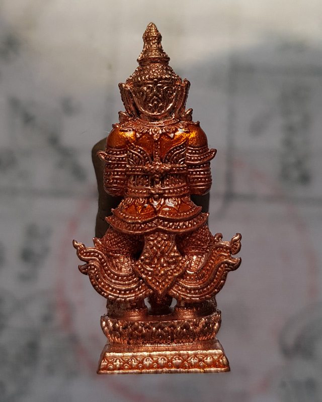 ท้าวเวสสุวรรณ รุ่นเทวานฤมิตร หลวงพ่อพัฒน์ วัดห้วยด้วน เนื้อทองแดง ลงยาเหลือง ปี 2563