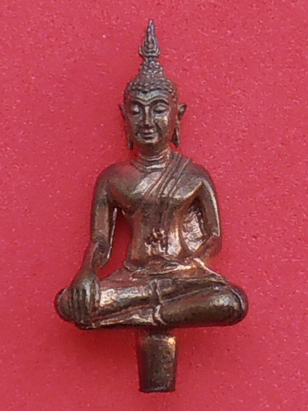 พระยอดธงหลวงพ่อคูณ รุ่นมหากุศล พร้อมกล่อง