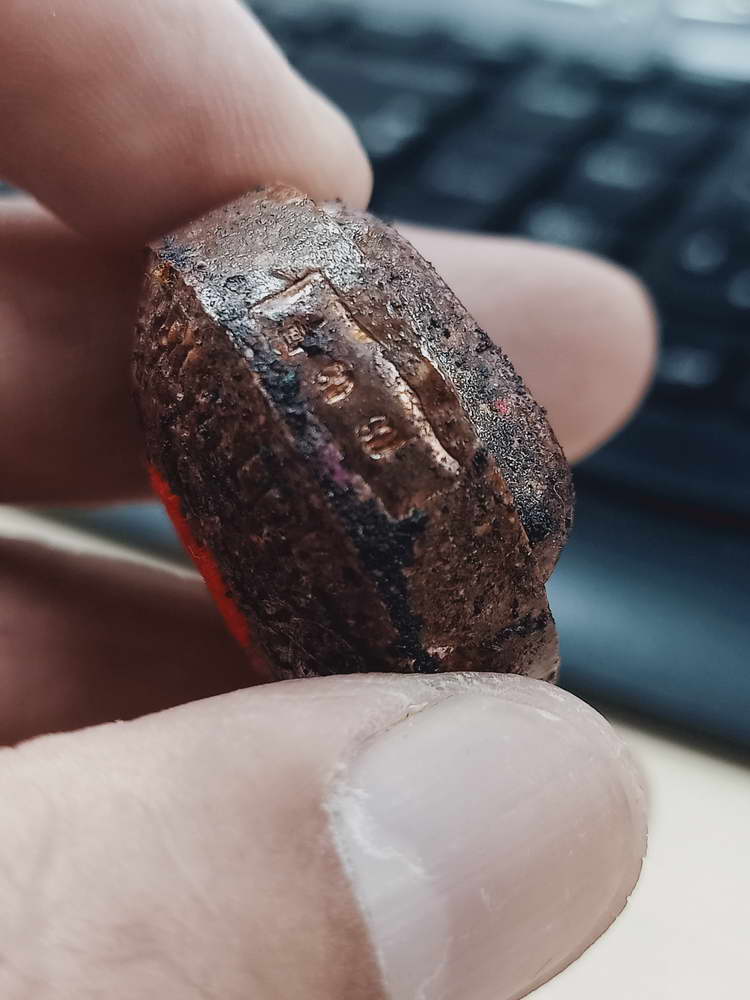 4-386 พระผงปิดตาผงน้ำมันโบราณ เบญจามหาลาโภ2 หลวงพ่อนงค์ วัดบางน้ำชน จ.กรุงเทพ 2567 เลข 37 กล่องเดิม