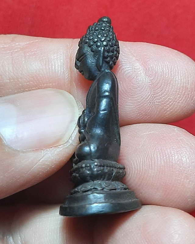 พระกริ่ง 72 พรรษา รัชกาลที่ 9 พระพุทธนวมมหาราชายุจฉับปริวัตนมงคล