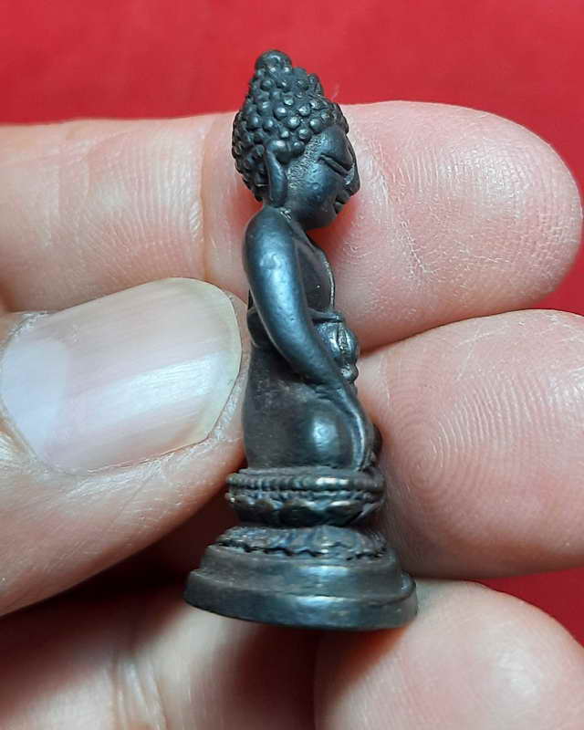 พระกริ่ง 72 พรรษา รัชกาลที่ 9 พระพุทธนวมมหาราชายุจฉับปริวัตนมงคล