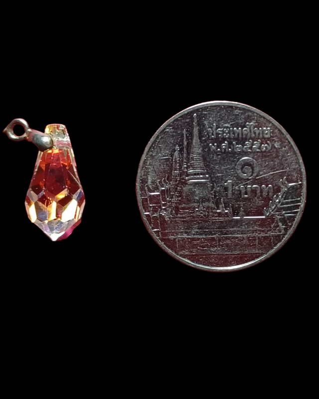  ลูกแก้วสารพัดนึก เหลี่ยมเพชร พิมพ์หยดน้ำ หลวงพ่อฤาษีลิงดำ วัดท่าซุง อุทัยธานี ปี2528