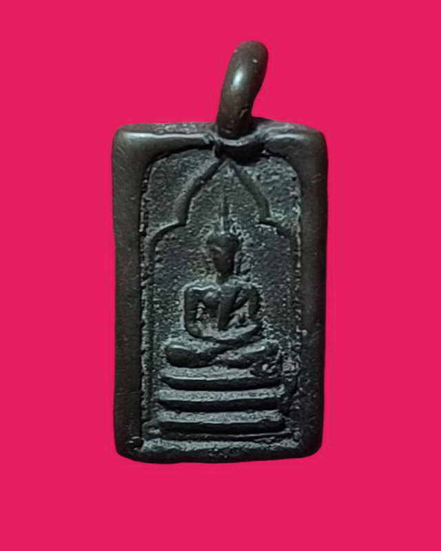 เหรียญหล่อโลหะรูปพระประธาน วัดห้วยสุวรรณ จ.สุพรรณบุรี ปี2490 ปางไสยาส