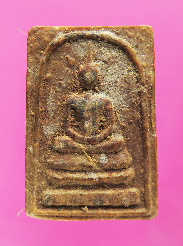 สมเด็จเนื้อผงน้ำมันผสมเส้นเกศา หลังยันต์ หลวงพ่อผัน วัดราษฎร์เจริญ ( วัดแปดอาร์ ) สร้างปี 2528