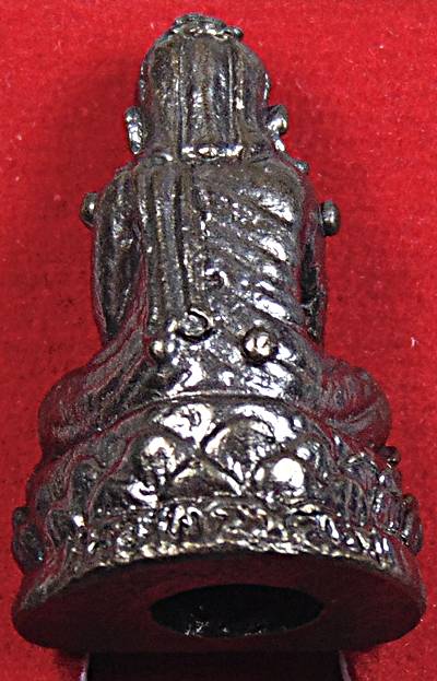 รูปหล่อพระบัวเข็ม วัดใหม่คลองเจ็ด ปทุมธานี  ๒