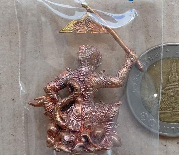 หนุมานเชิญธง รุ่นแรก หลวงปู่สอ ขันติโก วัดบ้านโพธิ์ศรี จ.นครพนม ปี2561 หมายเลข749 พร้อมกล่องเดิม