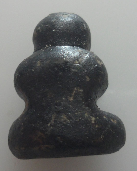 *** จ.อยุธยา *** พระปิดตาเนื้อผงคลุกรัก หลวงปู่ทิม วัดพระขาว