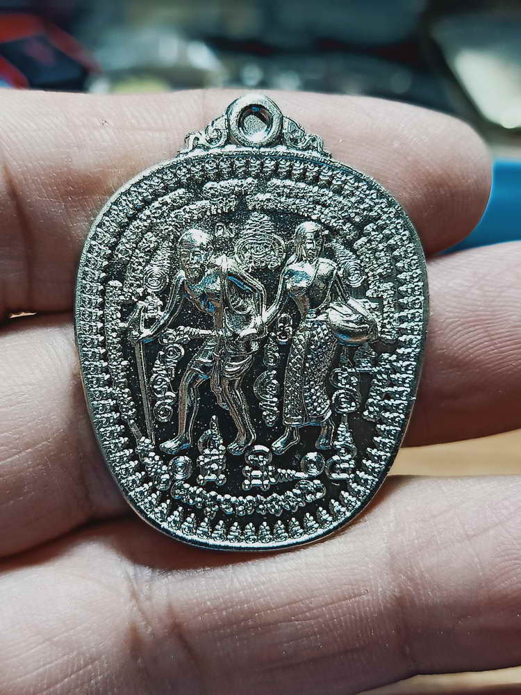 4-145 เหรียญชูชกจูงนาง เศรษฐีโภคทรัพย์ หลวงพ่อสัญญา(คง) วัดกลางบางแก้ว จ.นครปฐม อปก. กล่องเดิม