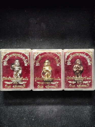  วัดแค อ.เมือง จ. สุพรรณบุรี กุมารทอง 2002 เงิน ทอง นาก