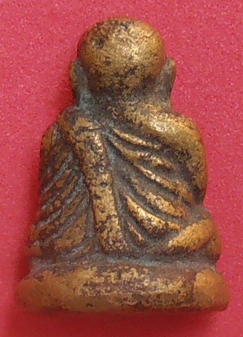 รูปหล่อหลวงพ่อเงินบางคลาน